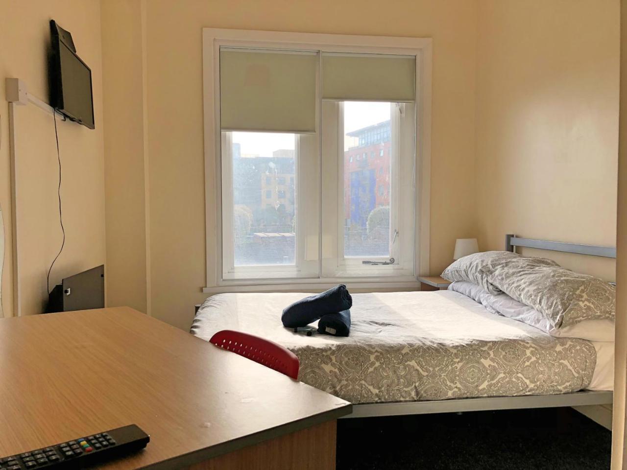 Harley Rooms - Private Double Rooms With Shower 셰필드 외부 사진